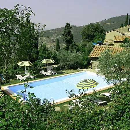 Sleeps 4 T241251 Daire Cortona