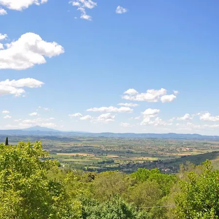 Sleeps 4 T241251 Cortona